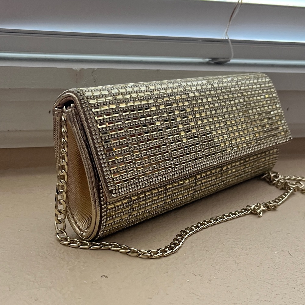 Starlet Gold Chain Evening Clutch - Picture 3 of 4